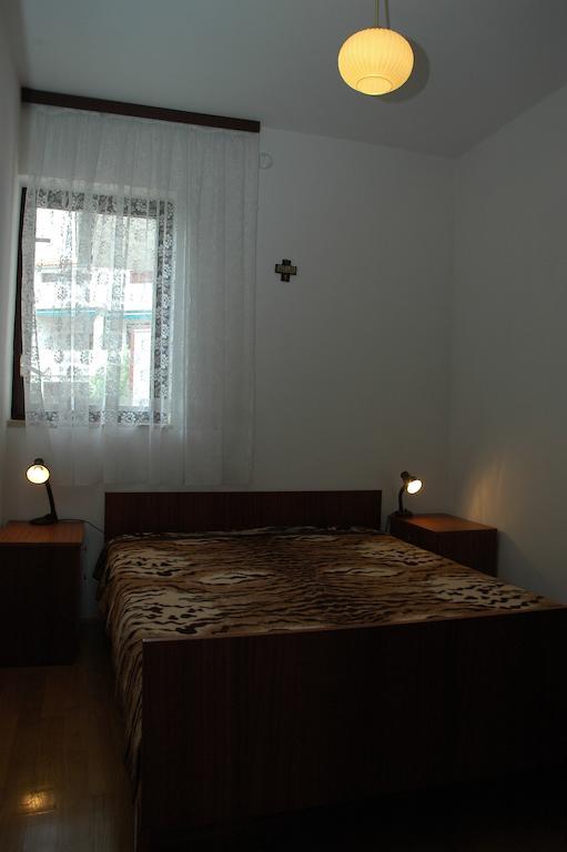 Apartments Jurina 2 Krk Town Habitación foto
